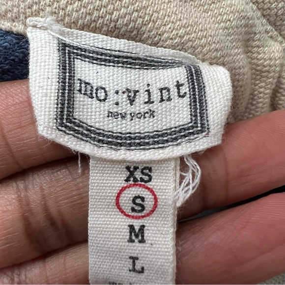 Mo Vint cropped open collar loose fit  top size Small blue. - Picture 3 of 10